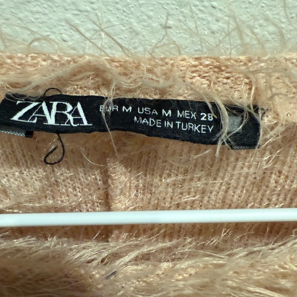 Zara Fuzzy Beige Sweater - Picture 7 of 10